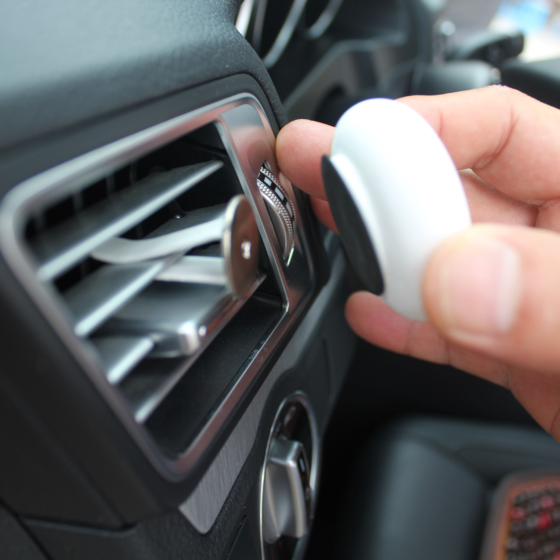 YWYM Vent Car Clip YWS067 detail view